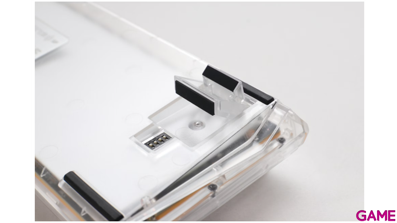 Ducky ONE 3 Aura White SF 65% Hot-swappable MX-Red RGB PBT Mecanico - Teclado Gaming-2