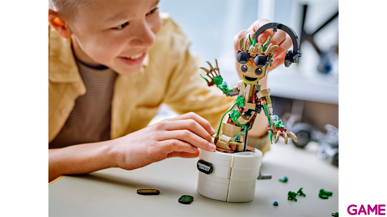 LEGO Super Heroes Marvel: Groot Bailarín 76297-2
