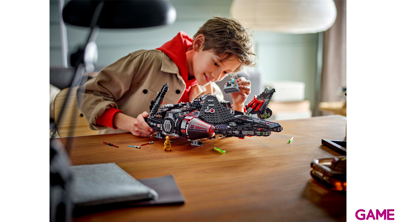 LEGO Star Wars: Halcón Oscuro 75389-0