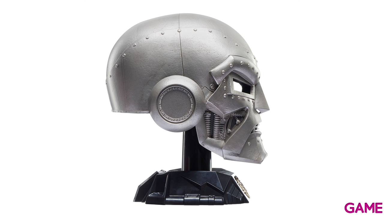 Replica casco Premium Marvel Legends series Doctor Doom-1