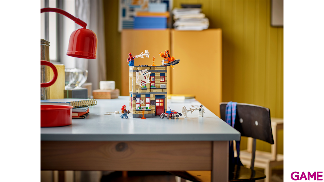 LEGO Super Heroes Marvel Apartamento de Peter Parker 76317-1