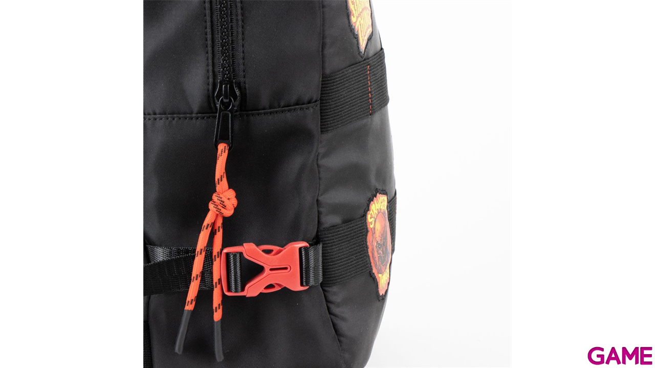 Mochila Casual Técnica Stranger Things-6