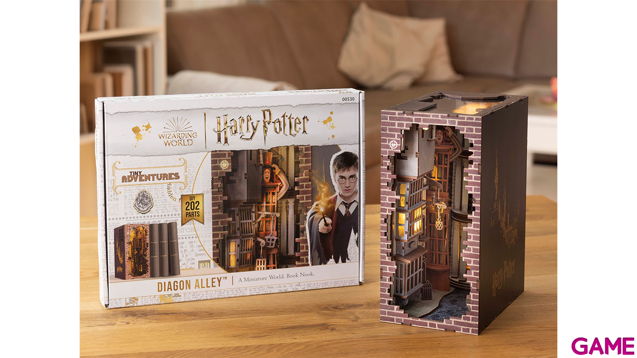 Book Nook con luz LED Tiny Adventures - Diagon Alley - Harry Potter (202 piezas)-4