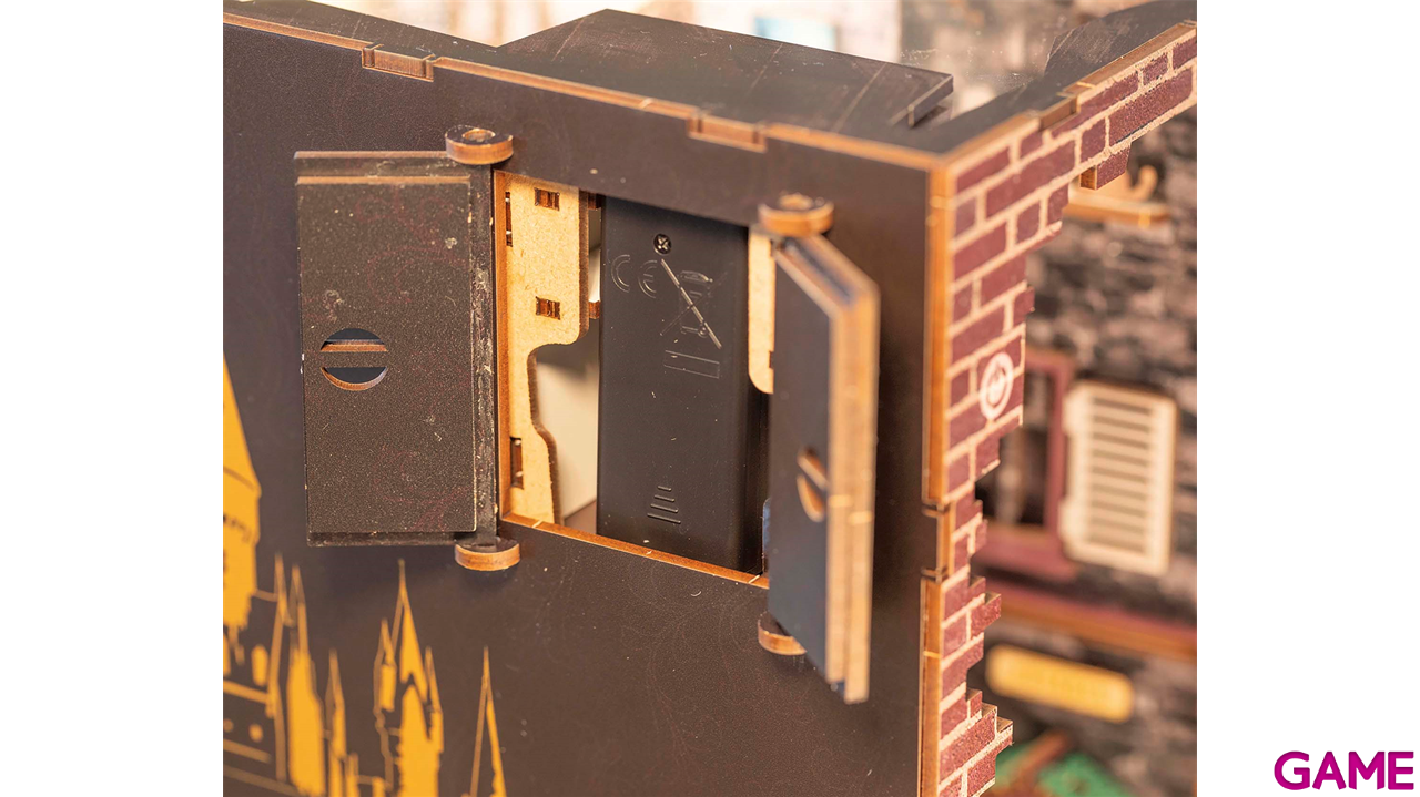 Book Nook con luz LED Tiny Adventures - Diagon Alley - Harry Potter (202 piezas)-8