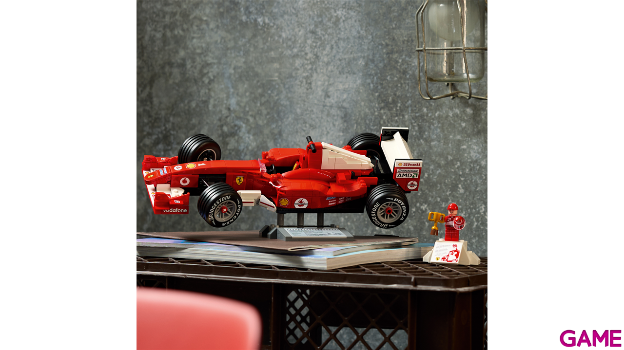 LEGO Icons Ferrari F2004 y Michael Schumacher 11375-0