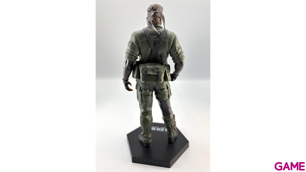 Figura Metal Gear Solid: Snake Eater Naked Snake de 20 cm-1