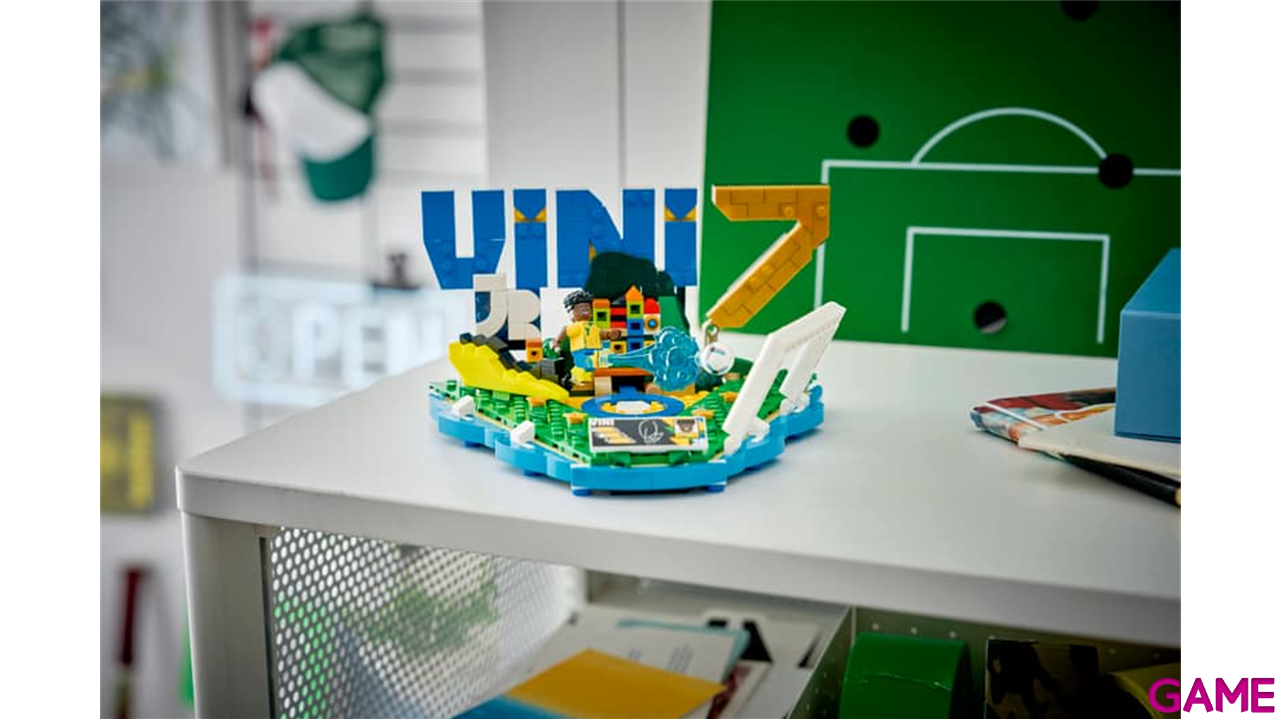 LEGO Editions Football Vini Jr.: Fenómenos del Fútbol 43027-12