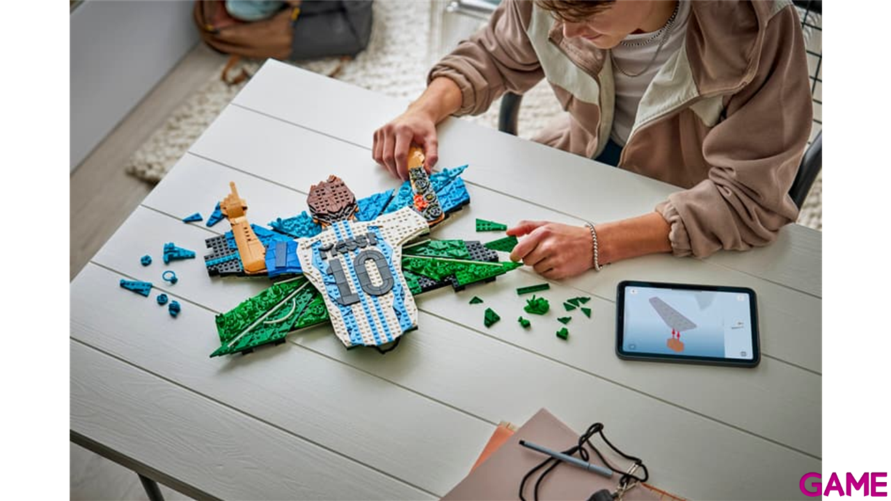 LEGO Editions Football Lionel Messi: Celebración 43018-3