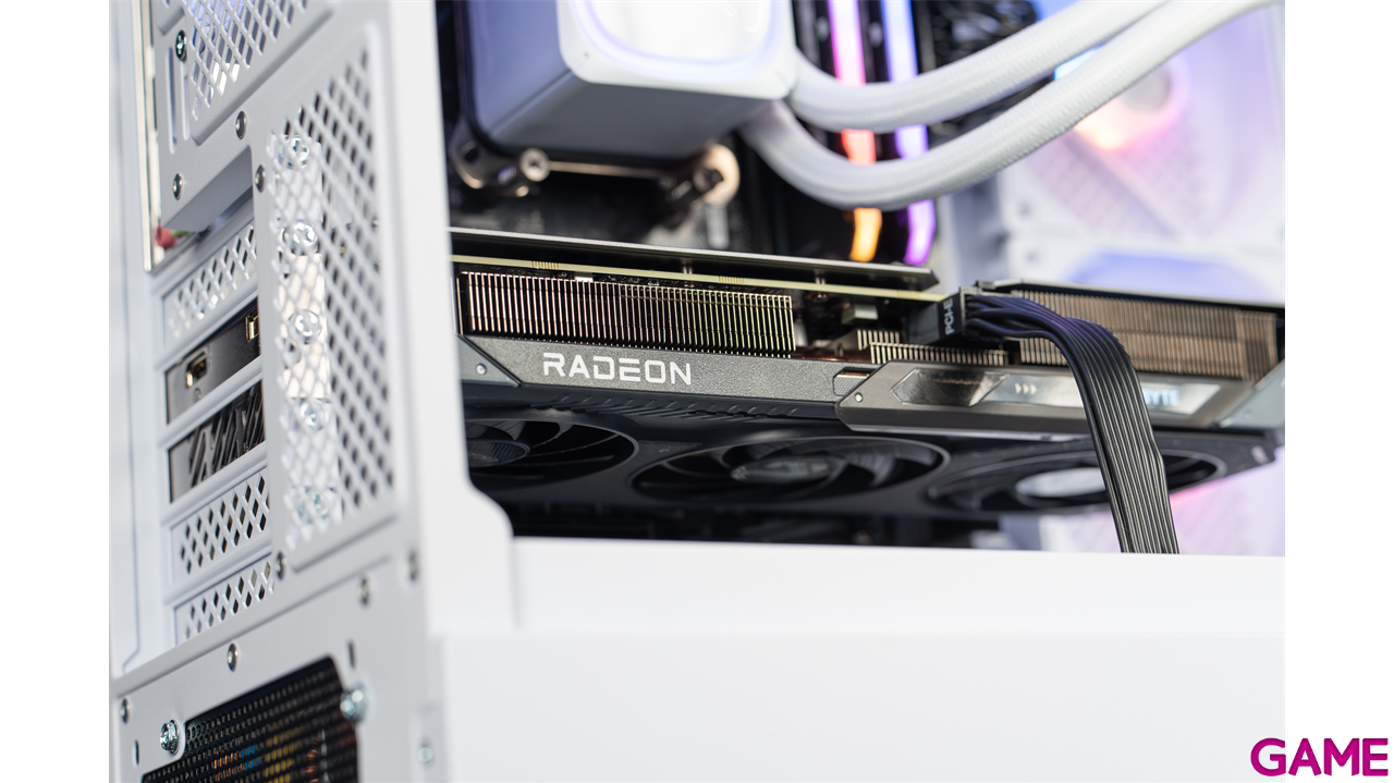 GamePc Gigabyte ICE Edition 26R560XT-C Ryzen 5 5600/16Gb/1Tb/Rtx 9060XT- FreeDOS - Sobremesa Gaming-11