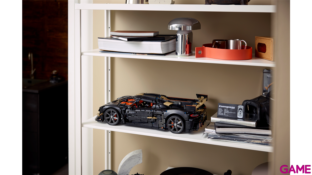 LEGO Technic Megacar Koenigsegg Sadair's Spear 42232-4