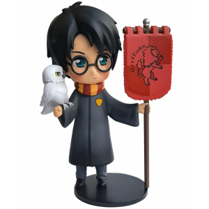 Figura Harry Potter con estandarte y Buho Hedwig de 15 cm