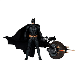 Figura DC Comics Batman The Dark Knight con Vehiculo y Batpod de 18 cm