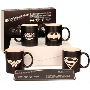 Pack de 4 tazas de ceramica con logos Universo DC grabados en láser. Edicion coleccionista numerada