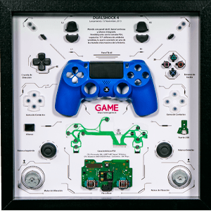 Cuadro Nostalgia GAME PS4 Dual Shock 4 Controller Color Mix 33x33 para Retro en GAME.es