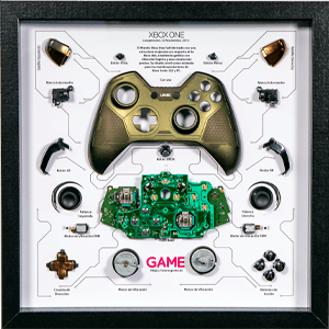 Cuadro Nostalgia GAME Xbox One Controller Color Mix 32x42 para Retro en GAME.es