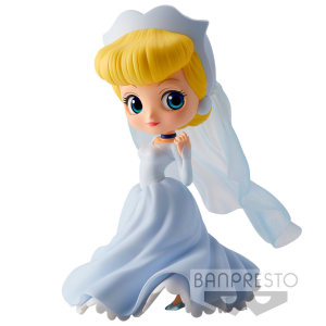 Figura Cenicienta Dreamy Style Disney Characters Q posket 14cm.  Merchandising: 