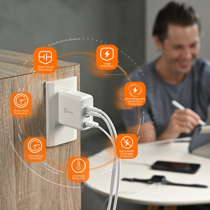 j5create Cargador USB-C® GaN de 70W y 4 puertos