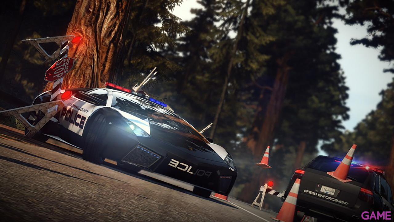 Need for Speed: Hot Pursuit-1