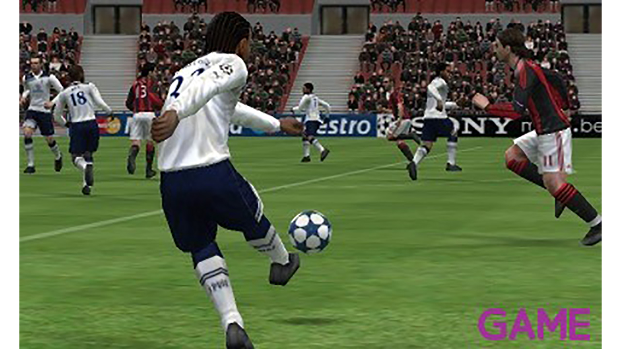 Pro Evolution Soccer 2011 3D-1