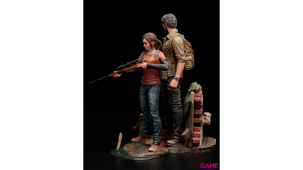 Estatua The Last of Us: Joel y Ellie-2