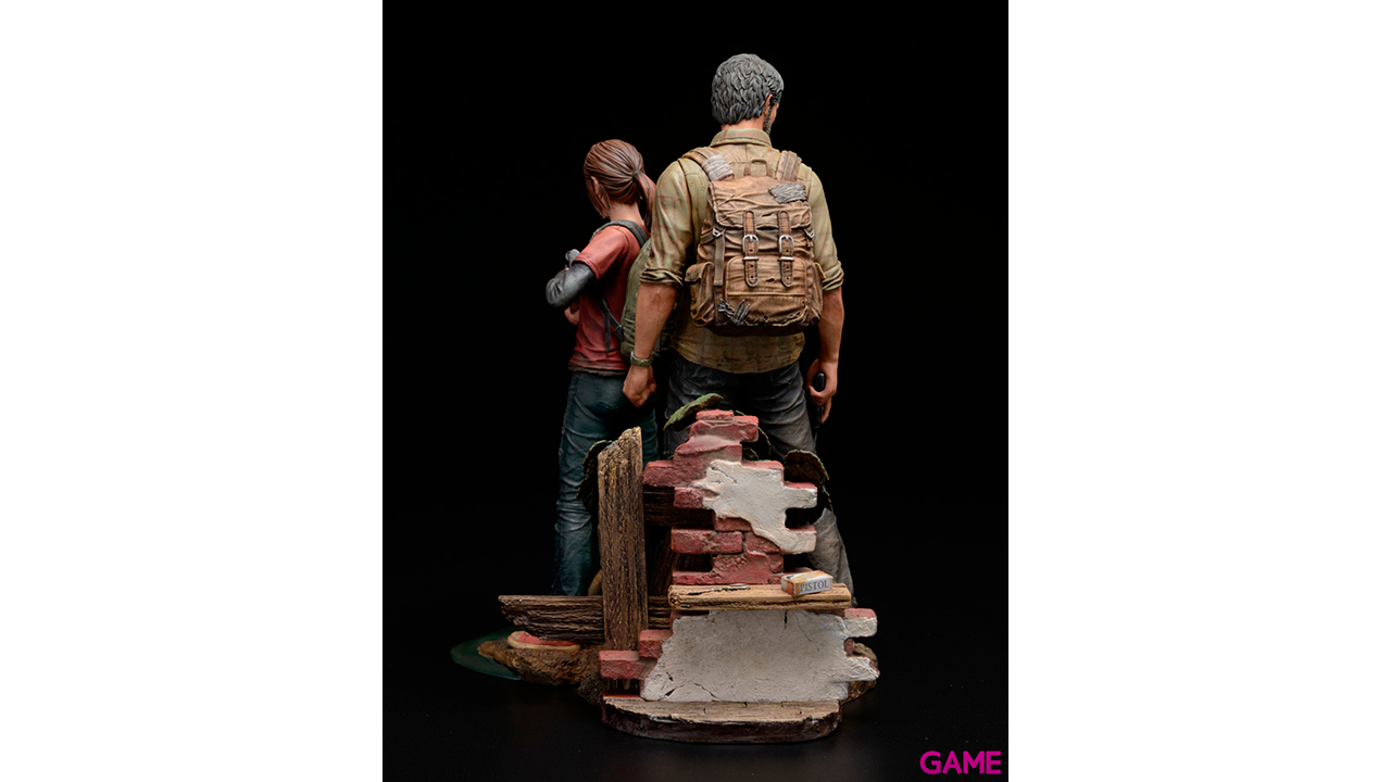 Estatua The Last of Us: Joel y Ellie-4