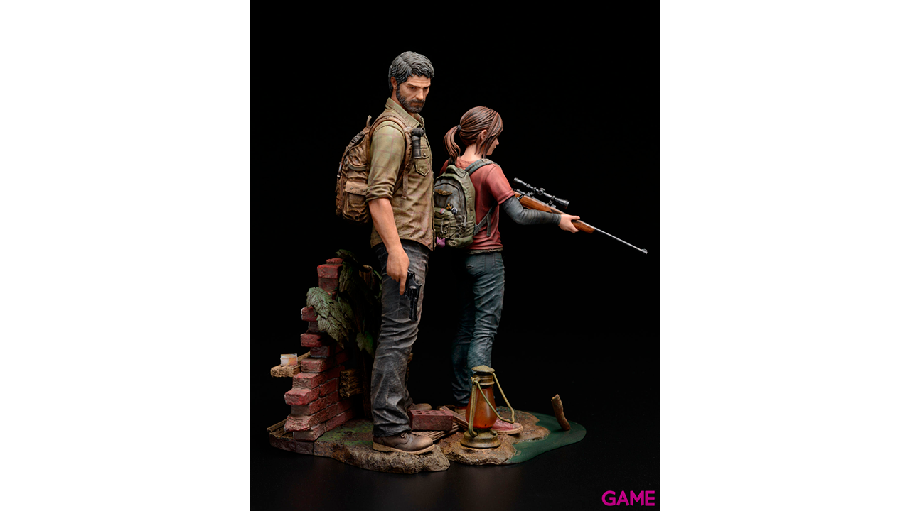 Estatua The Last of Us: Joel y Ellie-6