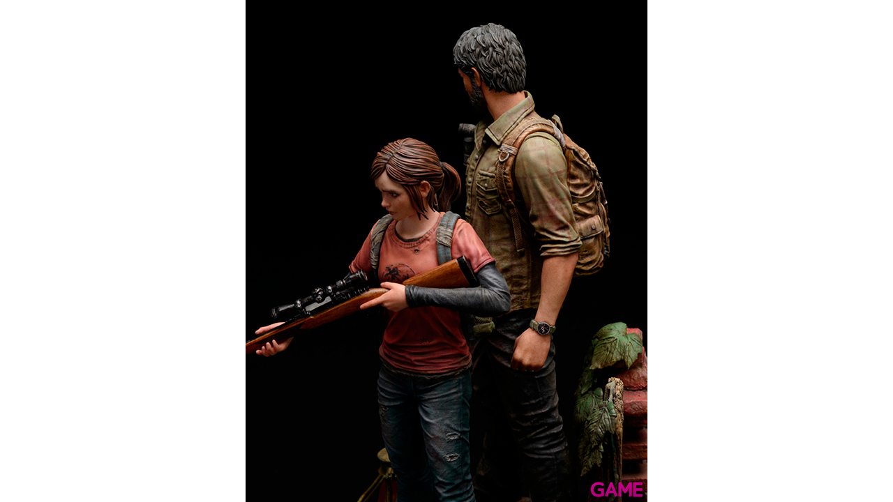 Estatua The Last of Us: Joel y Ellie-11