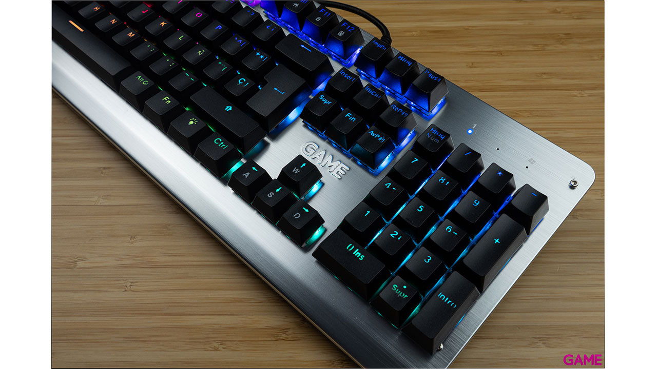 GAME KX520 Aluminum Silver Edition Full-RGB Red Switch - Teclado Gaming Mecánico-3