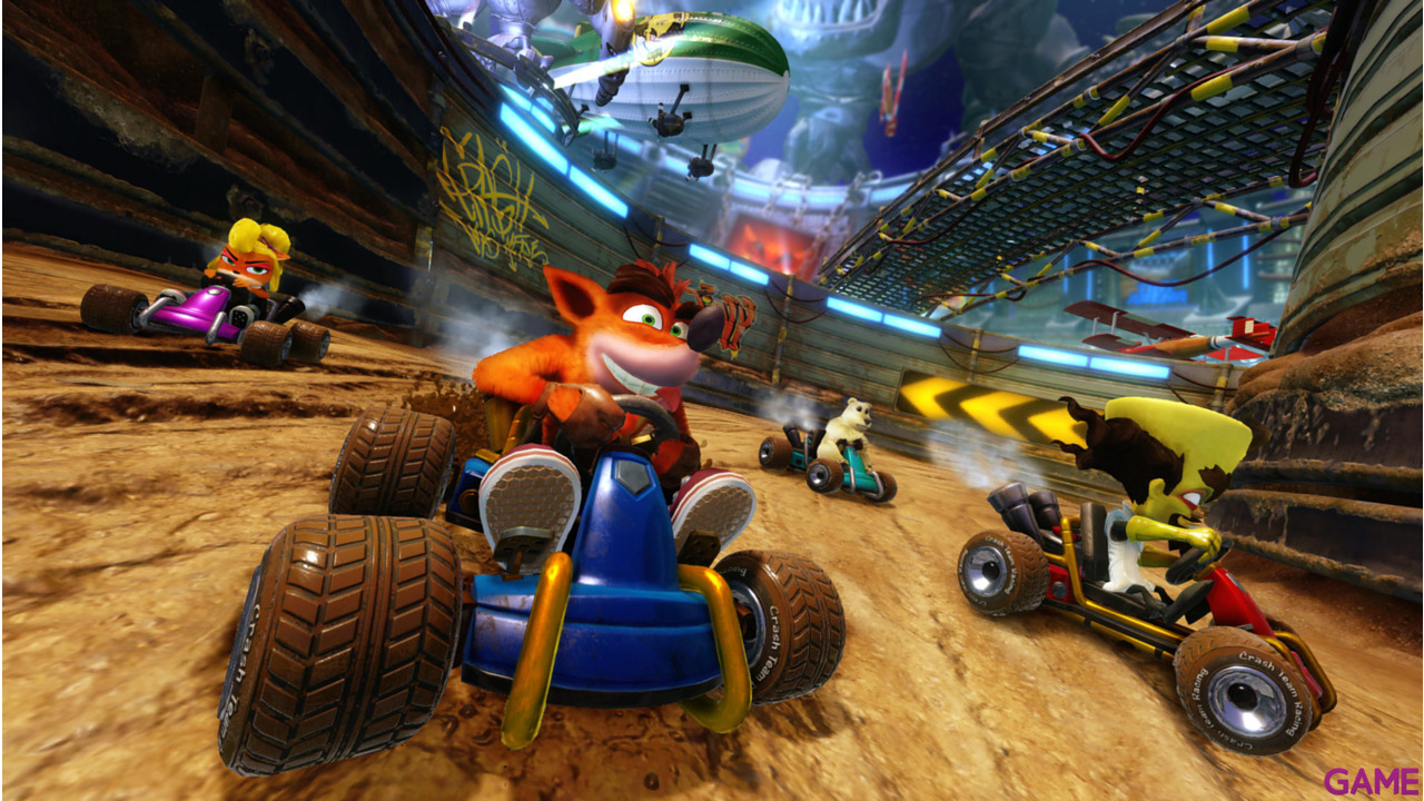 PlayStation 4 1Tb + Crash Team Racing + Ratchet & Clank-10